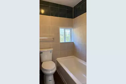 426 Bluff Drive, Saint Louis, MO 63137 - Photo 10