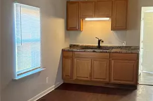 426 Bluff Dr, Saint Louis, MO 63137 - Photo 8