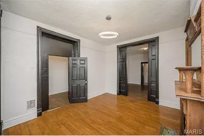 4371 W Belle Place, Saint Louis, MO 63108 - Photo 18