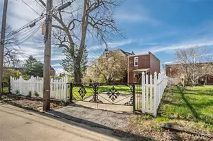 4371 W Belle Pl, Saint Louis, MO 63108 - Photo 2