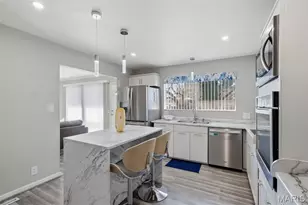 3630 Estates Dr, Florissant, MO 63033 - Photo 10