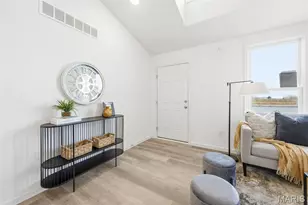 9043 Wilkie Sta St, Saint Charles, MO 63301 - Photo 6