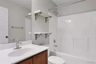22 Colonial Creek Ct, Wentzville, MO 63385 - Photo 18