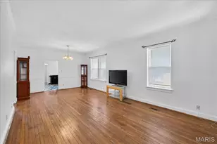 4437 S 37th St, Saint Louis, MO 63116 - Photo 8