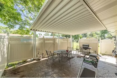 465 Falcon Drive, Florissant, MO 63031 - Photo 20