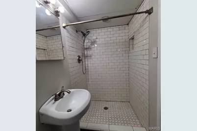 7018 Plateau Avenue, Saint Louis, MO 63117 - Photo 14
