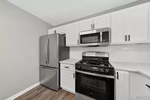 2318 La Cuesta Dr, Florissant, MO 63031 - Photo 6