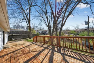 2318 La Cuesta Dr, Florissant, MO 63031 - Photo 30