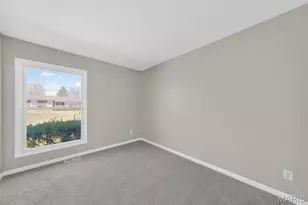 2318 La Cuesta Dr, Florissant, MO 63031 - Photo 18