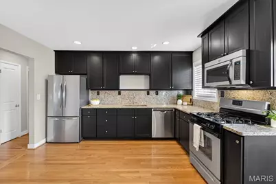 8628 Mayflower Court, Saint Louis, MO 63132 - Photo 10