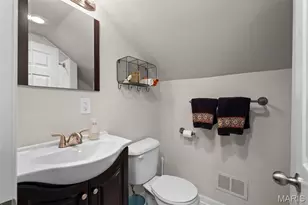 9842 Coventry Ln, Saint Louis, MO 63123 - Photo 26