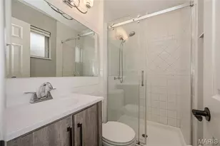 404 Quentin Dr, Saint Charles, MO 63301 - Photo 14