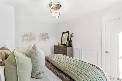 7430 Trenton Avenue, University City, MO 63130 - Photo 16