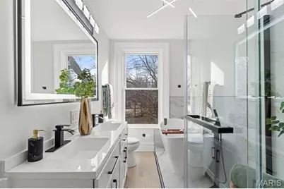 7430 Trenton Avenue, University City, MO 63130 - Photo 14