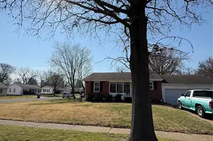 210 St Florent Ln, Florissant, MO 63031 - Photo 18