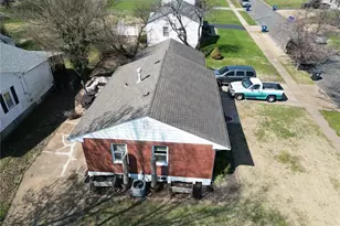 210 St Florent Ln, Florissant, MO 63031 - Photo 6