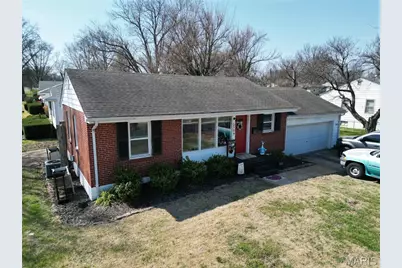 210 Saint Florent Lane, Florissant, MO 63031 - Photo 4