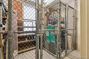 1627 Locust St, Saint Louis, MO 63103 - Photo 38