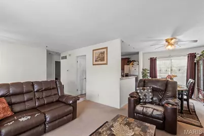 1771 Redcoat Drive, Maryland Heights, MO 63043 - Photo 6