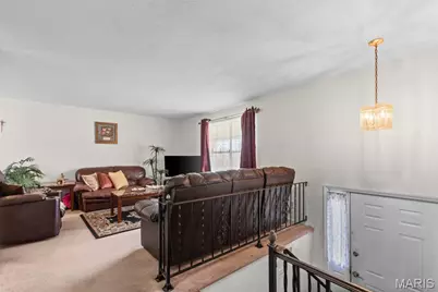 1771 Redcoat Drive, Maryland Heights, MO 63043 - Photo 4
