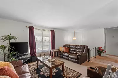 1771 Redcoat Drive, Maryland Heights, MO 63043 - Photo 6