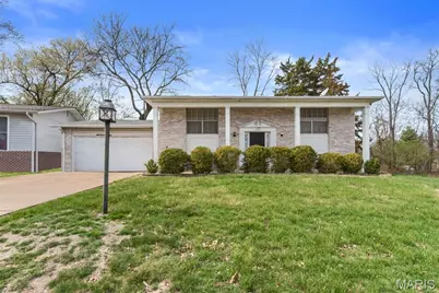 1771 Redcoat Drive, Maryland Heights, MO 63043 - Photo 2