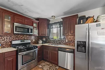 1771 Redcoat Drive, Maryland Heights, MO 63043 - Photo 12