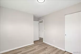 724 Baltic Dr, Florissant, MO 63031 - Photo 18