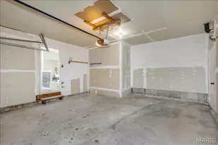 724 Baltic Dr, Florissant, MO 63031 - Photo 32