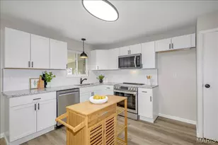 724 Baltic Dr, Florissant, MO 63031 - Photo 22