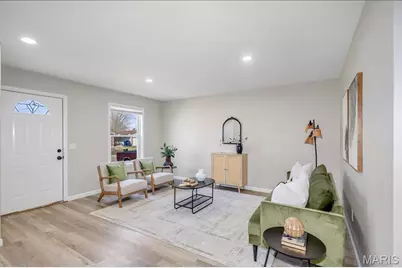 724 Baltic Drive, Florissant, MO 63031 - Photo 8