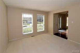 5023 Royal Burgess Dr, Saint Peters, MO 63304 - Photo 4