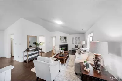 8930 Cardinal Terrace, Saint Louis, MO 63144 - Photo 4