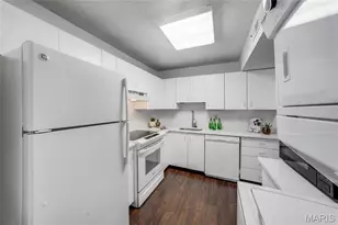 8930 Cardinal Terrace, Saint Louis, MO 63144 - Photo 6