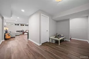 15927 Forest Valley Dr, Ballwin, MO 63021 - Photo 38