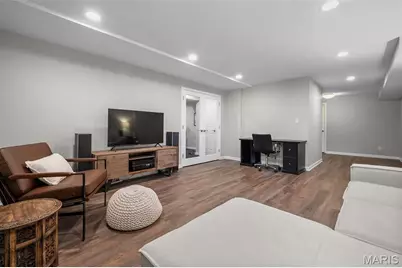 15927 Forest Valley Drive, Ballwin, MO 63021 - Photo 40