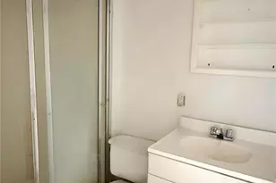 2910 Wellington Dr, Florissant, MO 63033 - Photo 10