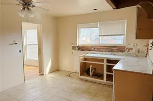 2910 Wellington Dr, Florissant, MO 63033 - Photo 6