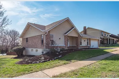 5902 Briarmist Place, Saint Louis, MO 63128 - Photo 2