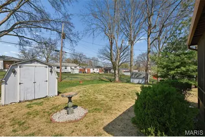 9835 Ridgely Lane, Saint Louis, MO 63123 - Photo 18