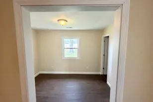 1063 Ravenwood Dr, Montgomery City, MO 63361 - Photo 10