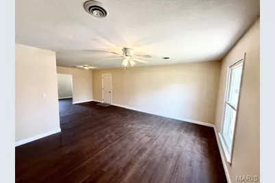 1063 Ravenwood Drive, Montgomery City, MO 63361 - Photo 2