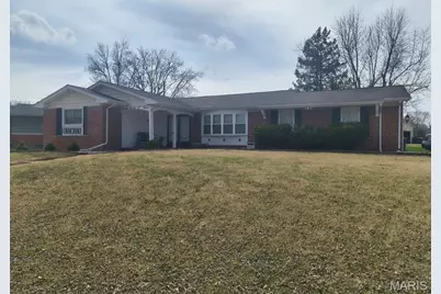 2703 Aberdeen Drive, Florissant, MO 63033 - Photo 1