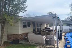 2703 Aberdeen Dr, Florissant, MO 63033 - Photo 8