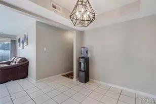 5133 Hollow Wood Ct, Saint Louis, MO 63128 - Photo 12