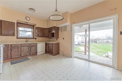 212 N Adams Street, Festus, MO 63028 - Photo 6