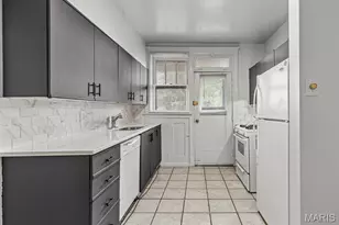 1722-28 Waverly Pl, Saint Louis, MO 63104 - Photo 8