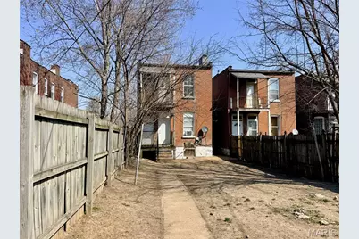 3142 Winnebago Street, Saint Louis, MO 63118 - Photo 2