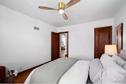 4359 Tholozan Avenue, Saint Louis, MO 63116 - Photo 12