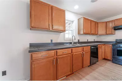 202 W Canada Street, Sturgeon, MO 65284 - Photo 10